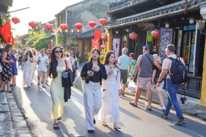 Phố cổ Hội An đối mặt nguy cơ "rỗng ruột": Cư dân bản địa dần biến mất, giá thuê nhà vọt lên hàng trăm triệu đồng mỗi tháng